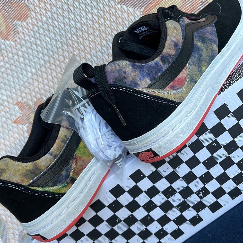 Vans Men’s Kyle Walker
Tie-Dye Terry Black/Multi
VN0A5JIEBML
 sneakers - Picture 15 of 16